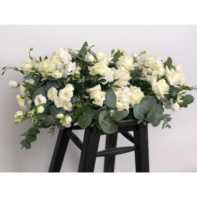 Композиция на стол &laquo;Ангел&raquo;