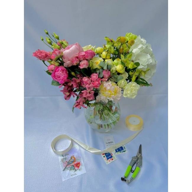 Цветочная подписка L (4 букета - 4 недели)