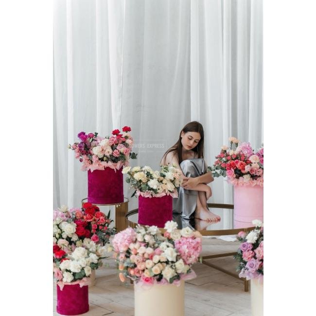 Комната цветов &laquo;Взрыв эмоций&raquo; (9 композиции)