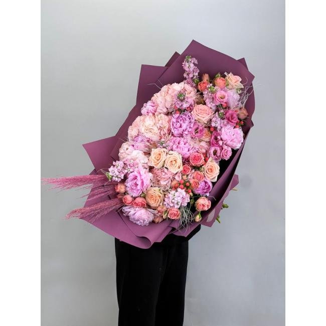Сборный букет &laquo;Розовое безумие&raquo;