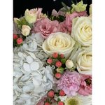 Цветочная коробка &laquo;Ангельский поцелуй&raquo;