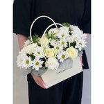 Цветочная сумочка &laquo;Роса&raquo;