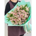 25 Розовых альстромерий