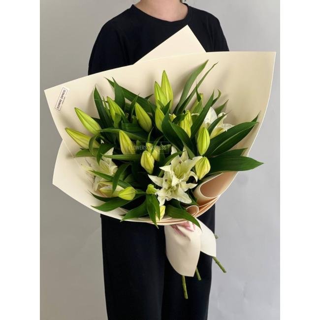 Букет из лилий &laquo;Парус&raquo;