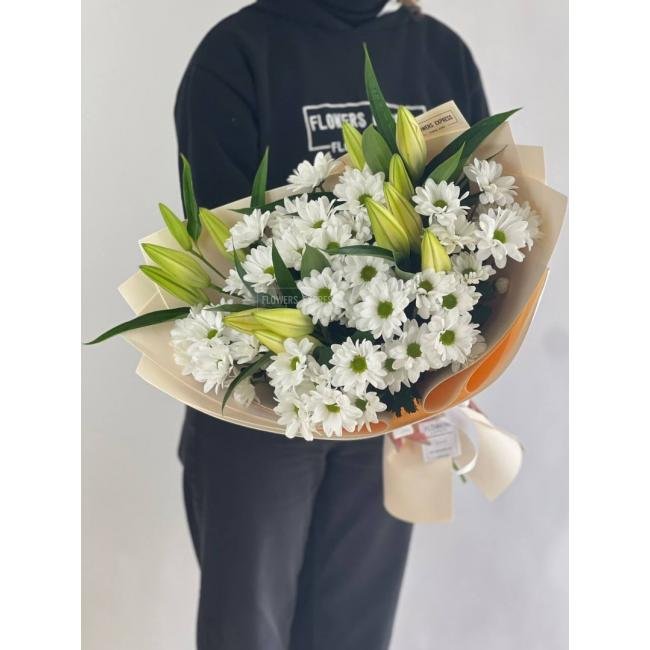 Дуобукет из лилий и хризантем