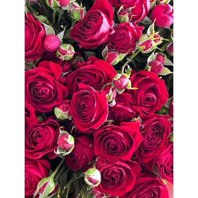 Букет из кустовых роз &laquo;Рандеву&raquo;