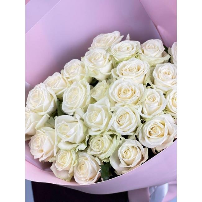 25 Белых роз
