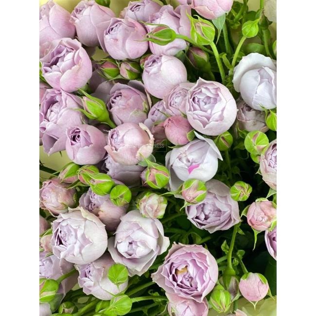 Букет из кустовых роз &laquo;Обожание&raquo;