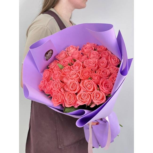 35 Розовых роз