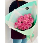 25 Розовых роз