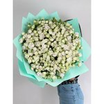 51 Белая кустовая роза