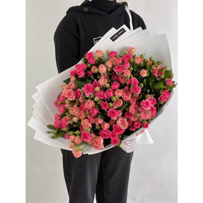 Букет из кустовых роз &laquo;Искусство&raquo;