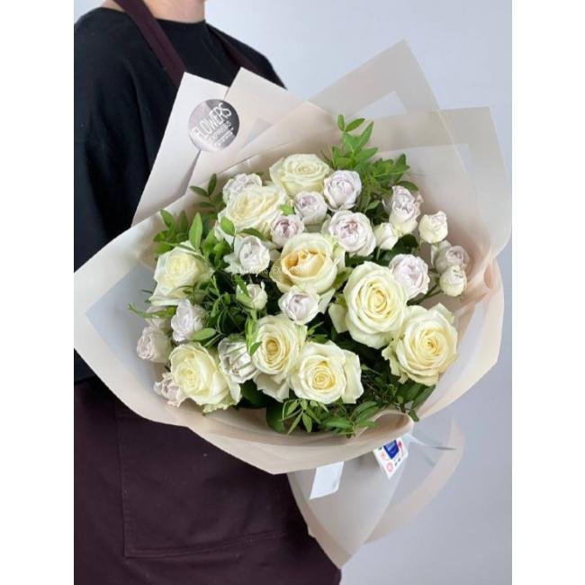 Сборный букет &laquo;Отражение&raquo;