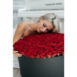 101 Красная роза в коробке