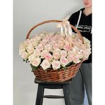 101 Кремовая роза в корзине