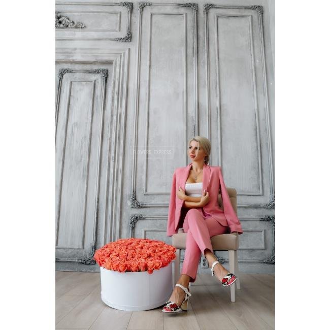 101 Розовая роза в коробке