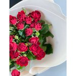 Букет из кустовых роз &laquo;Ред&raquo;