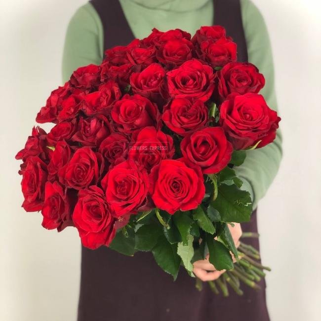 Роза сорта &laquo;Гуля&raquo;