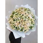 Букет из кустовых роз &laquo;Ненаглядный&raquo;