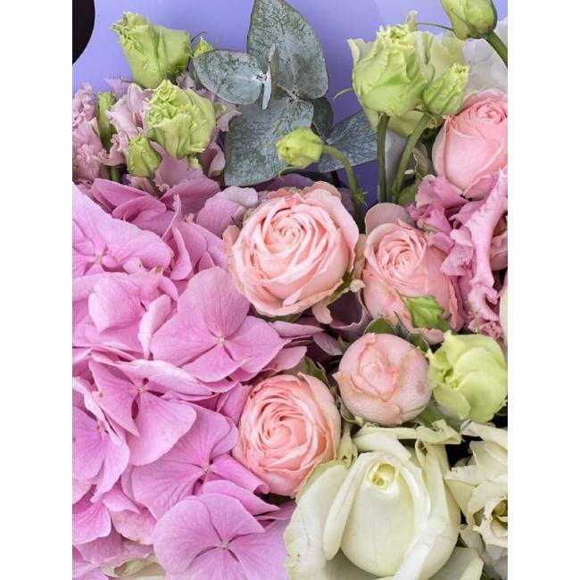 Сборный букет &laquo;Трепетная любовь&raquo;