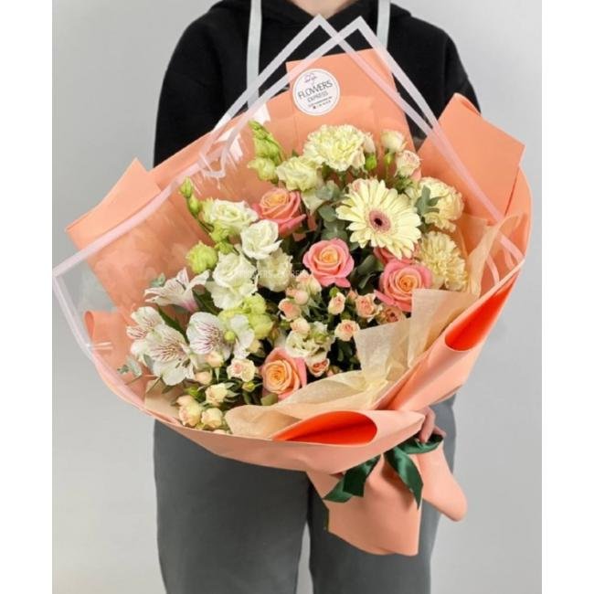 Сборный букет &laquo;Тёплый привет&raquo;
