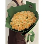 35 Кремовых роз