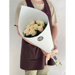 9 Кремовых роз