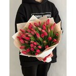 51 Красный тюльпан