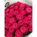 35 Малиновых роз