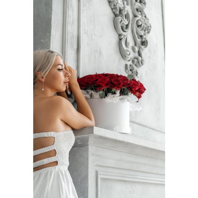 51 Красная роза в коробке