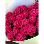 25 Малиновых роз