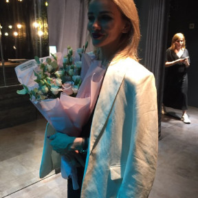 d8b70609-e796-4425-bde3-66e59d6f6081