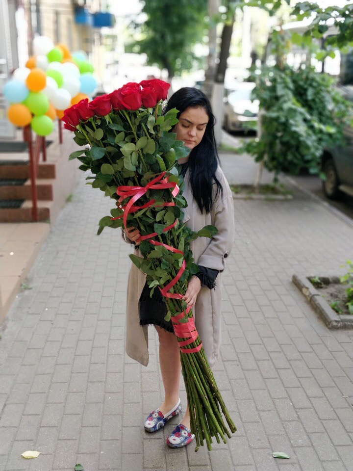 Купить розы в ижевске. Длинные розы. Длинные розы 170. Длинные розы 170 см. Розовые розы длинные.